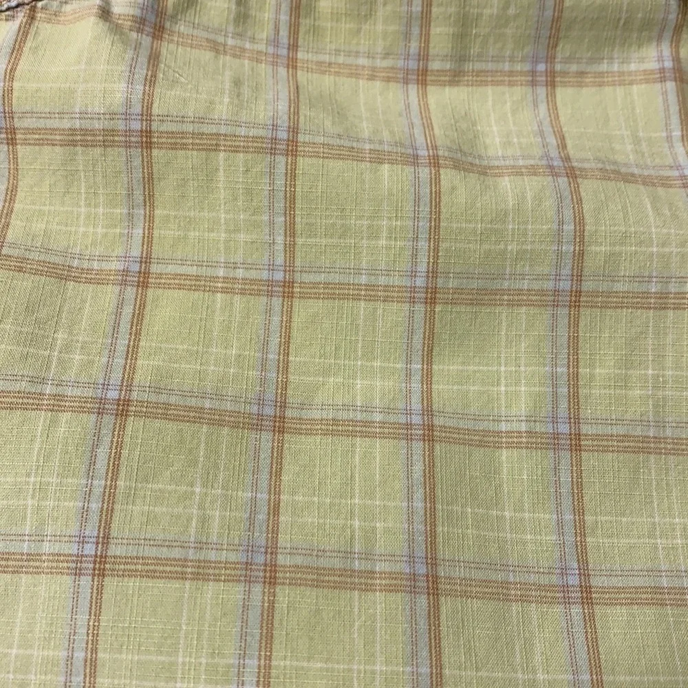 Columbia Sportswear Short Sleeve Button Down Shirt